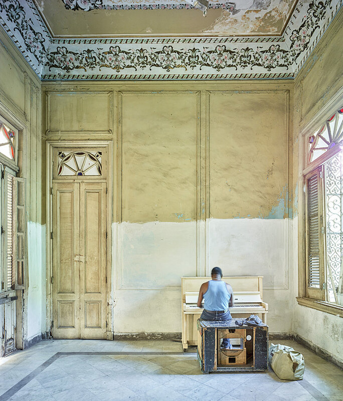 David Burdeny, ‘Piano Player, Havana, Cuba’, 2014, Photography, Épreuve couleur / C-print, Galerie de Bellefeuille