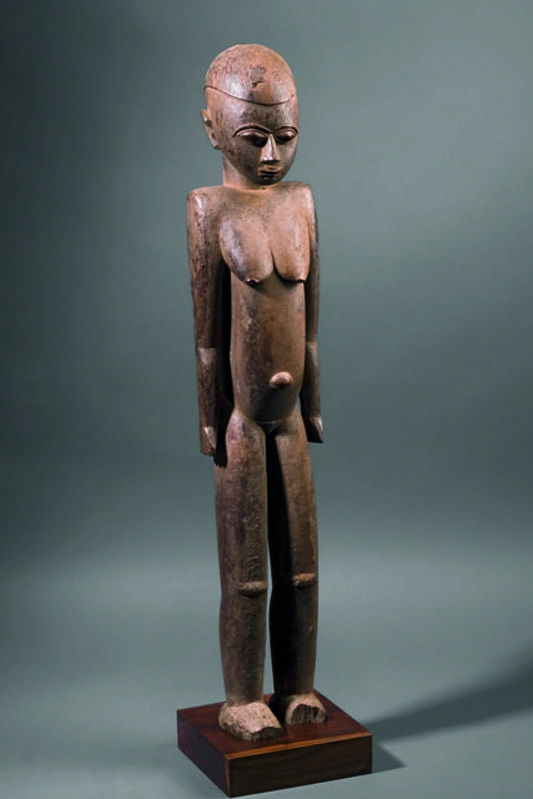‘Ancêtre thílkõtína - statuette féminine (Thilkotina ancestor - female statuette) ’, c. 1930, Sculpture, Hardwood, satin patina, Musée du quai Branly