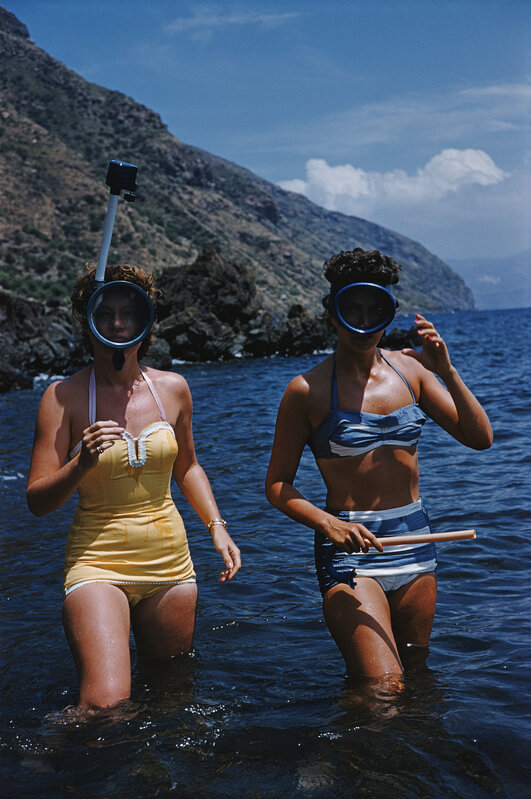 Slim Aarons, ‘Snorkelling’, 1954, Photography, C print, IFAC Arts