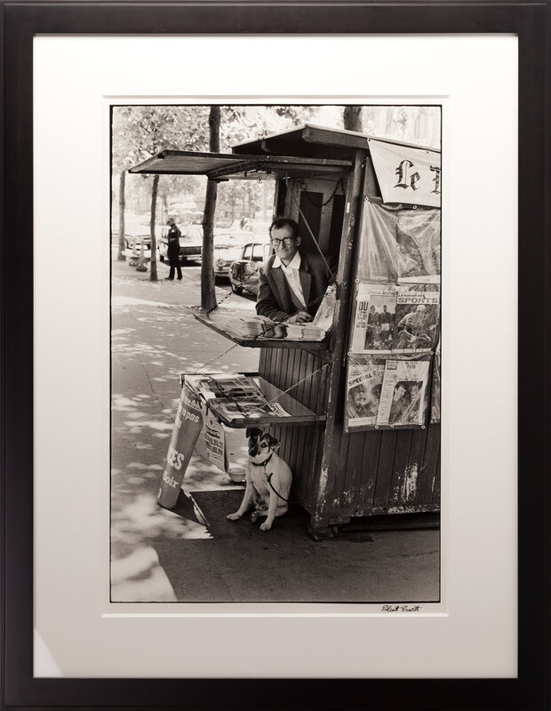 Elliott Erwitt, ‘Newspaper stand, Paris, France’, 1967, Photography, Gelatin silver print, print date: 2012, Black wooden Chanel frame, Ostlicht. Gallery for Photography