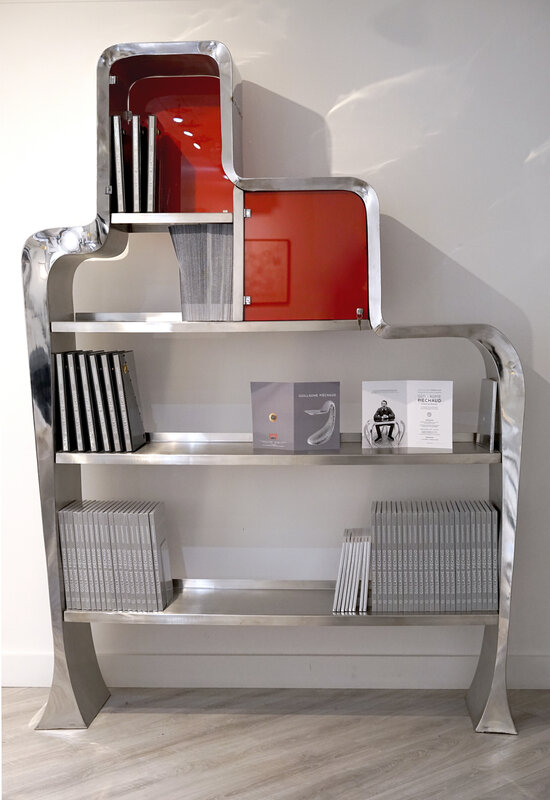 Guillaume Piechaud, ‘Large asymmetric bookcase’, 2018-2019, Design/Decorative Art, Stainless steel, Red lacquered glass, Galerie Loft