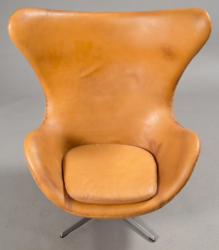 Arne Jacobsen, ‘Leather Upholstered Egg Chair’, Design/Decorative Art, Doyle