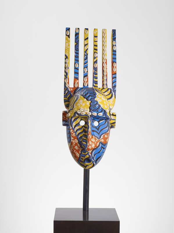 Yinka Shonibare, ‘Hybrid Mask (Ntomo)’, 2020-2021, Sculpture, Hand painted wooden mask with shells on a brass clad plinth, Stephen Friedman Gallery