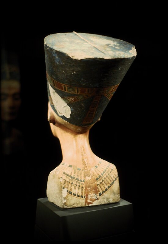 Attributed to Thutmose, ‘Queen Nefertiti’, ca. 1350 B.C. (Dynasty XVIII), Sculpture, Polychromed limestone, Allan Kohl
