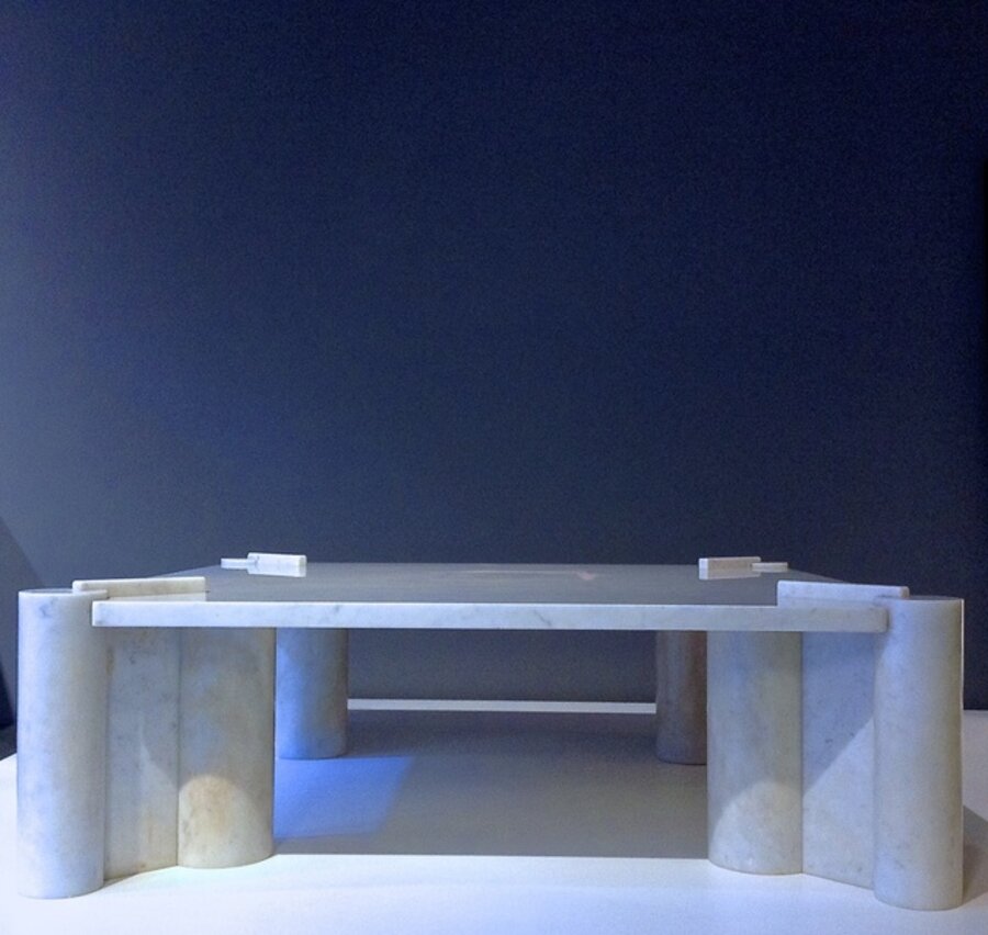 Jumbo coffee table