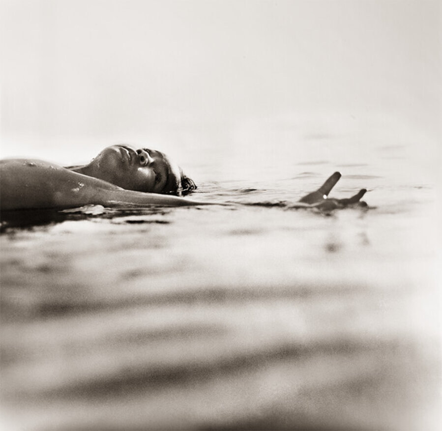 "En las aguas"