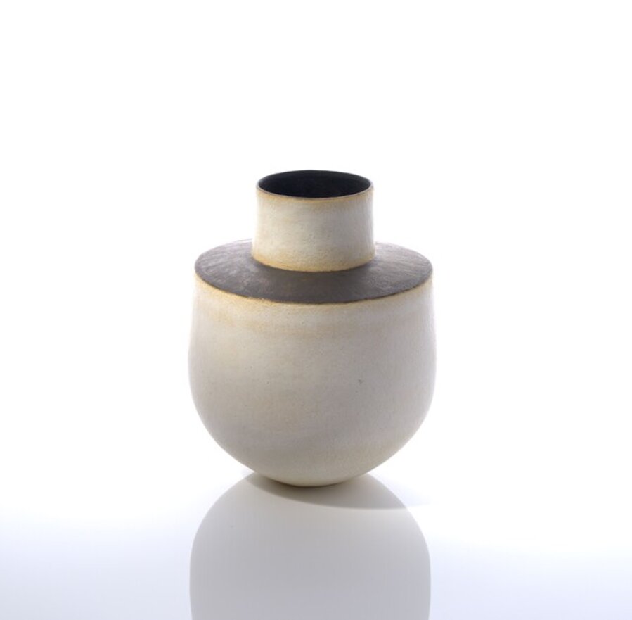 Large Black and White 'Shoulder' Pot with Circular Rim