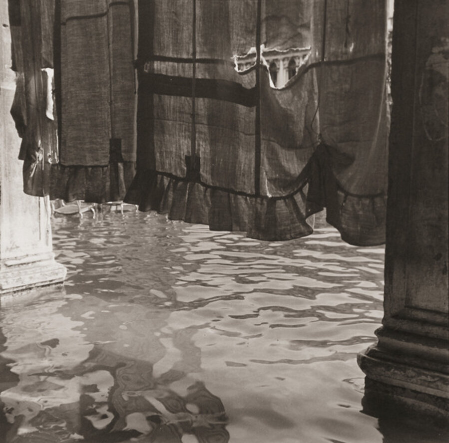 Curtain, St. Mark’s Square (Alta Aqua), Venice