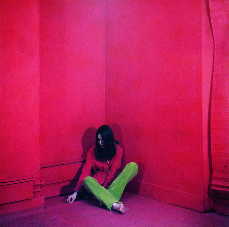 Green Trousers / Red Room