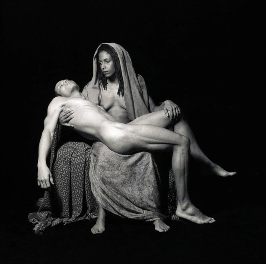 Yo Mamas Pieta
