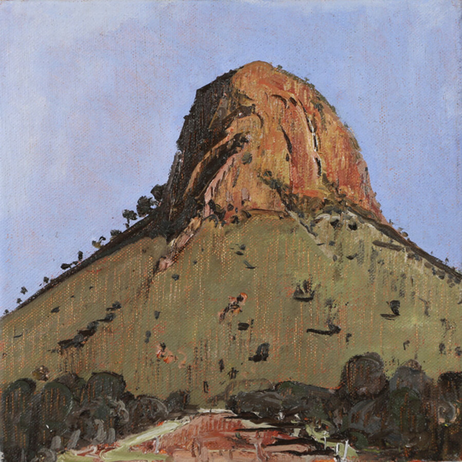 Round Hill, Road to Haastbluff