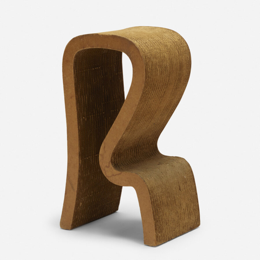 R-bar stool
