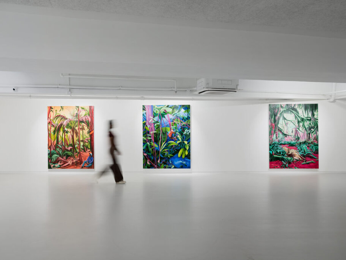 Qi Lei: Echoes of Day and Night