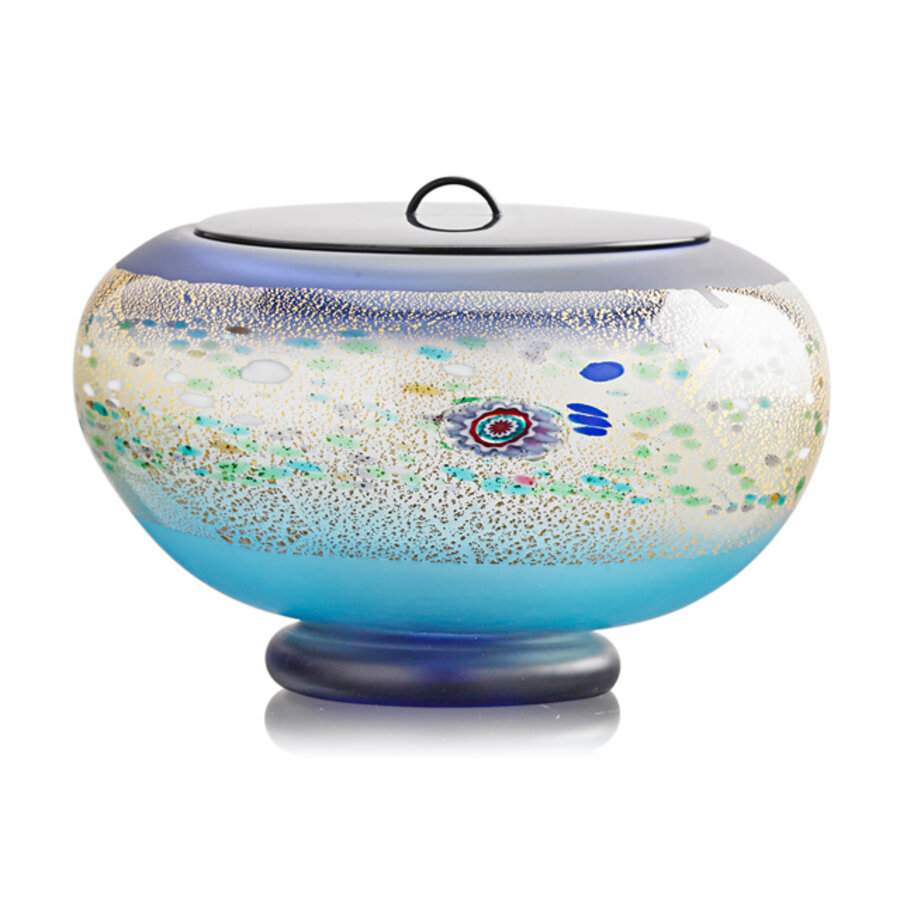 Lidded bowl, Japan