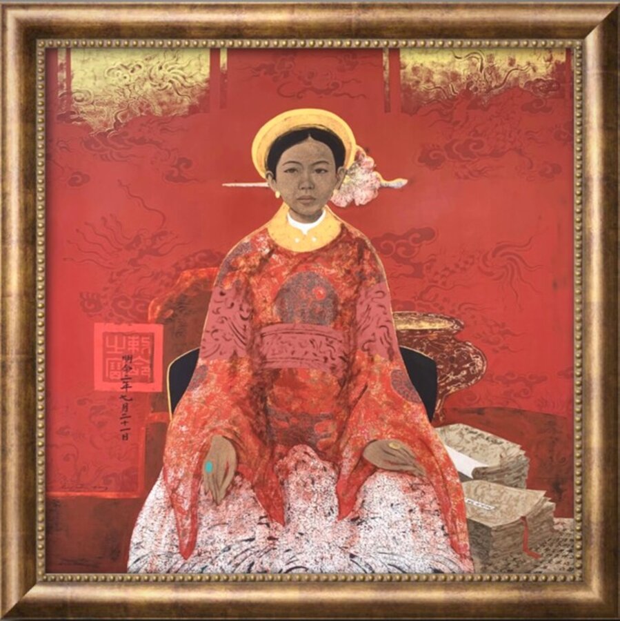 Royal Lady in Red