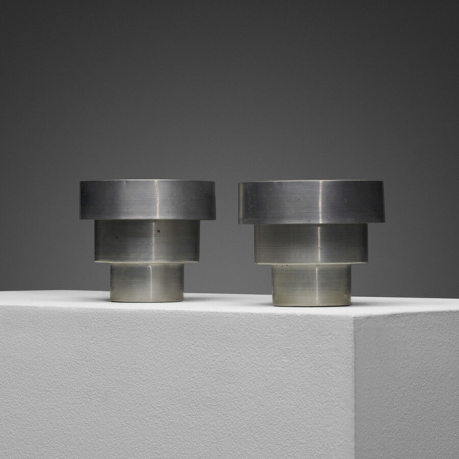 Vases, Pair