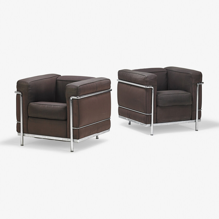 Pair of LC2 Petit Modèle lounge chairs, Italy
