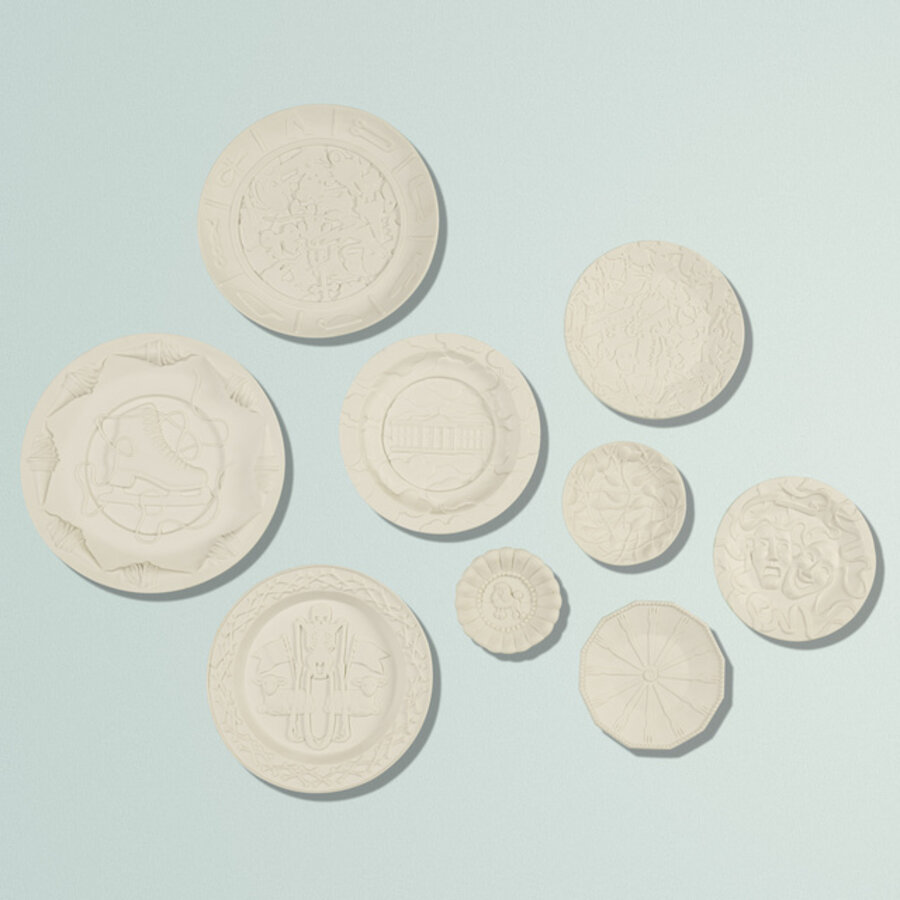 Biscuit plates, set of nine