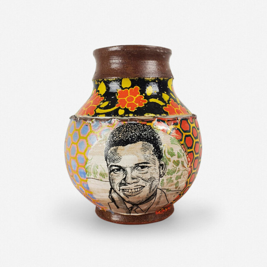 Sidney Poitier vase
