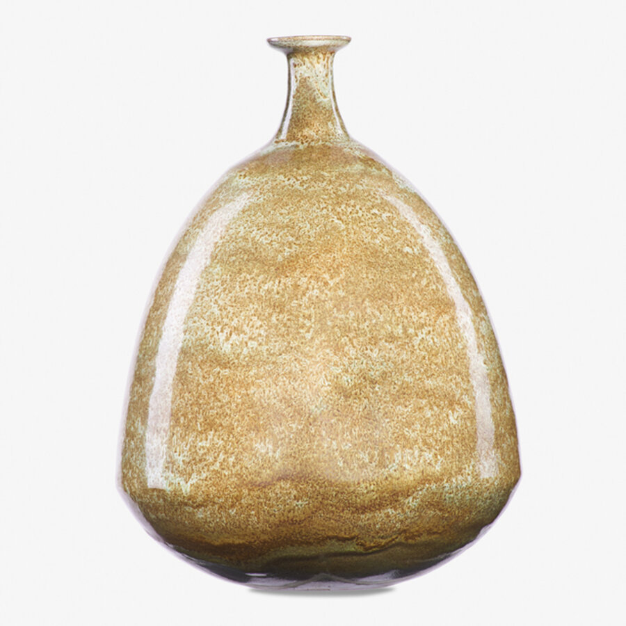 Large early vase, USA