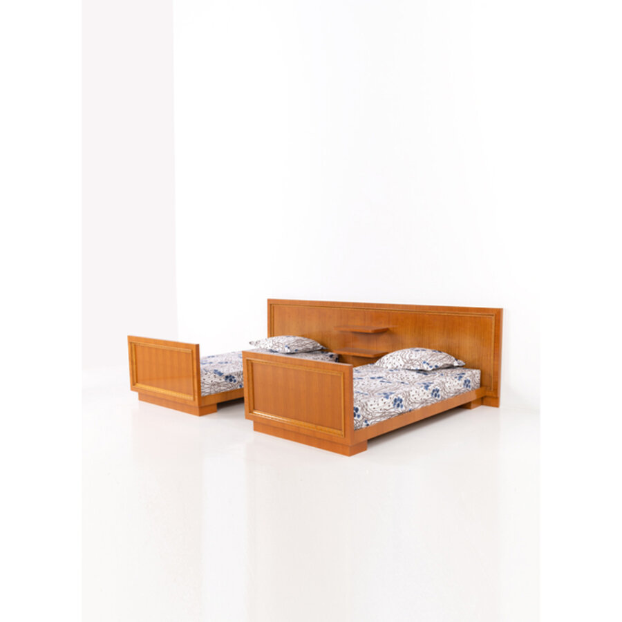 Twin beds