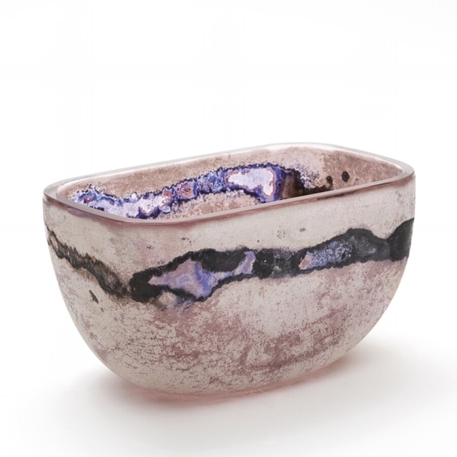 A glass bowl 'Scavo'