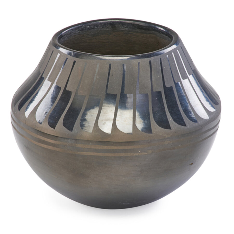 Blackware olla with etched feather pattern