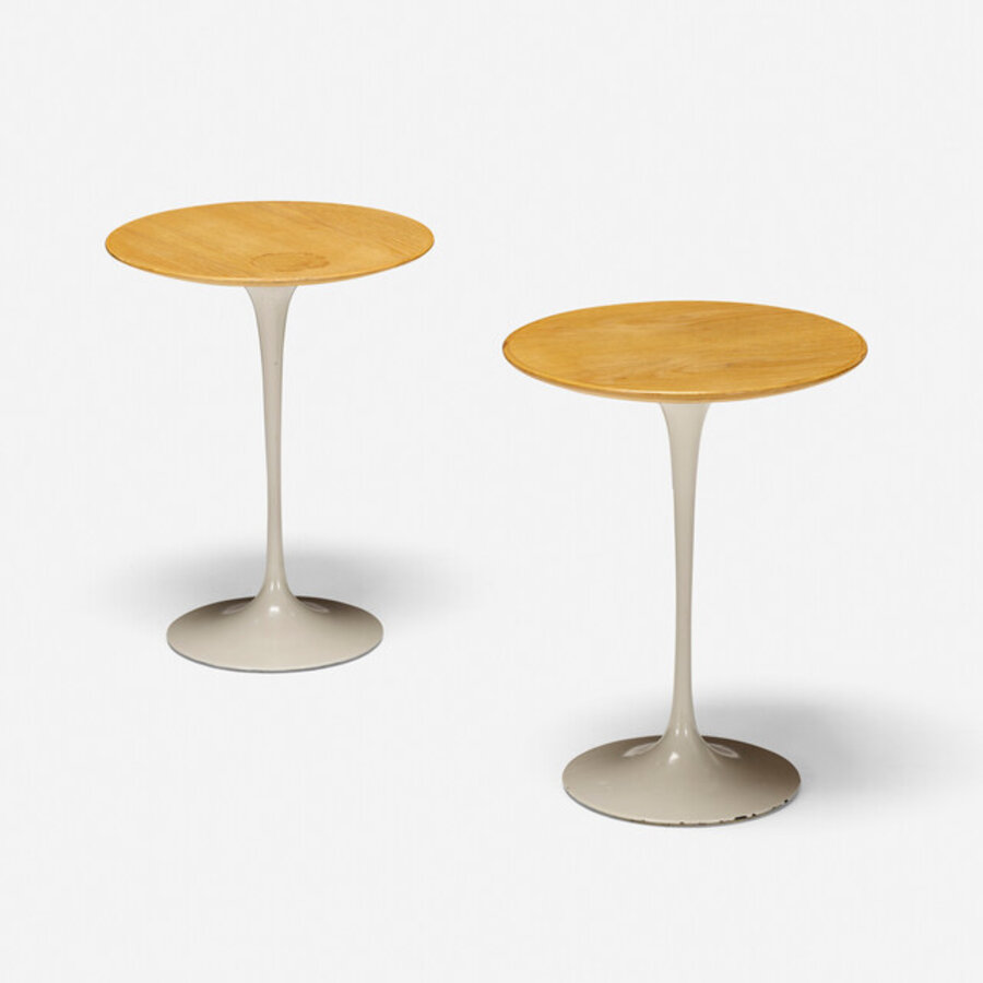 Tulip occasional tables, model 160W, pair