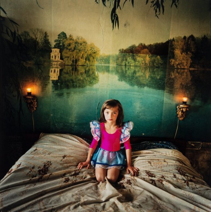 Alona in the Bedroom, Ukraine