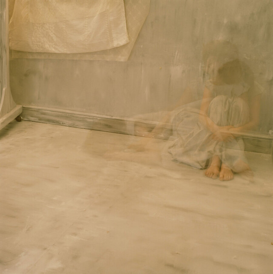 The Grey Room: Lie to Sit