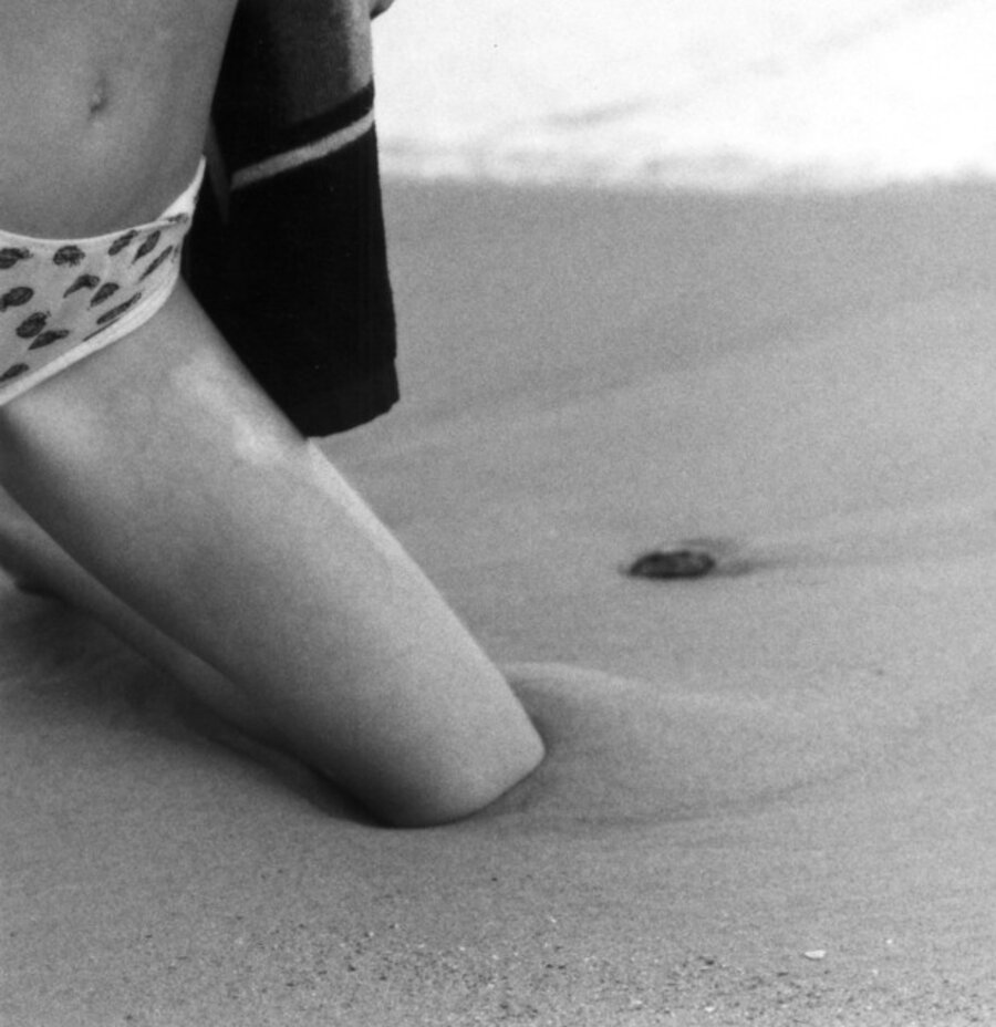 Knie im Sand/ Knee in the sand , Ukraine