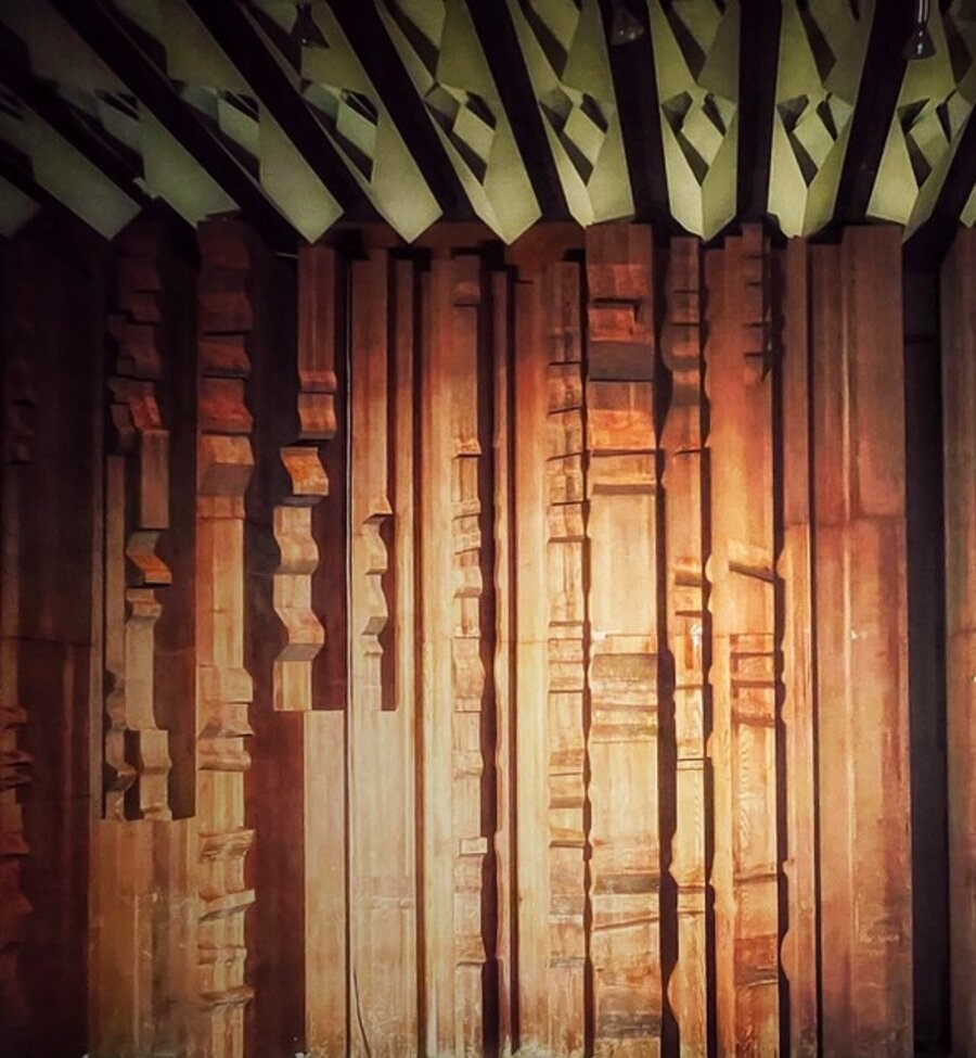 1968 Monumental cedar wooden sculpture by Pierre Culot