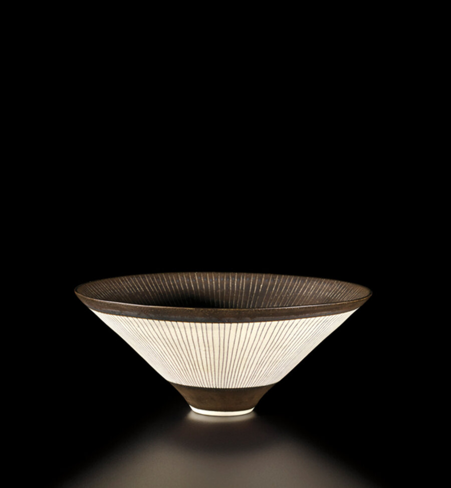 Conical bowl