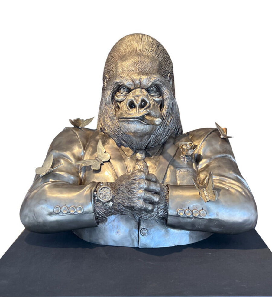 GORILLA SCULPTURE