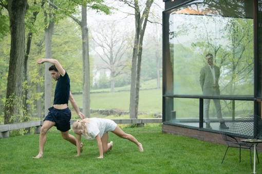 Architectural Landmarks Come to Life in These Performances