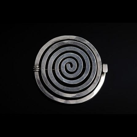 Alexander Calder, ‘Sterling silver spiral brooch’, 1952