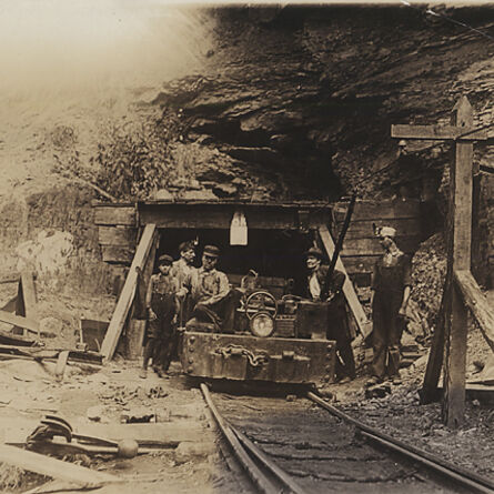 Lewis Wickes Hine, ‘Coal Mine’, 1913