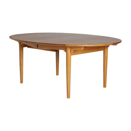 Hans J. Wegner, ‘Oval dining table with leaves’, 1952
