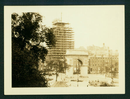 John Sloan, ‘View of Washington Square Arch with high rise under construction in background’, ca. 1927