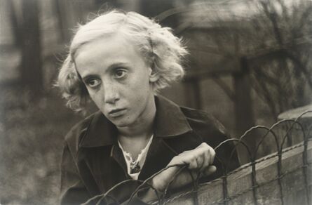 Walker Evans, ‘[Girl Leaning on Wire Fence in Yard, Vicinity Bethlehem, Pennsylvania]’, 1935