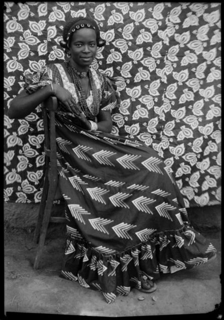 Seydou Keïta, ‘Sans titre (MA.KE.278 - NEG 00111)’, 1959