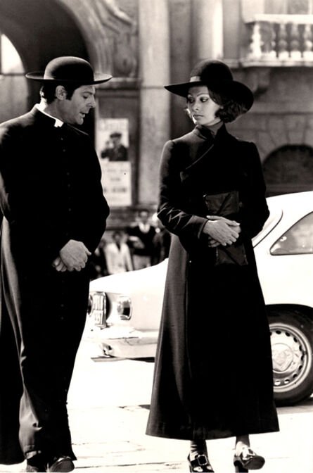 Tazio Secchiaroli, ‘Marcello Mastroianni and Sophia Loren in “La moglie del prete”’