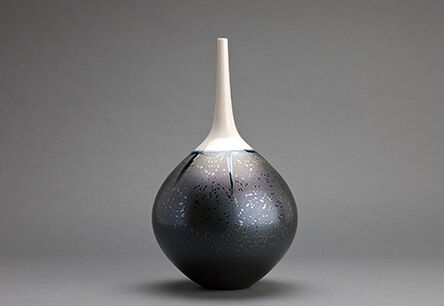 Hideaki Miyamura, ‘Teardrop vase, triangle crystalline glaze with snow cap’