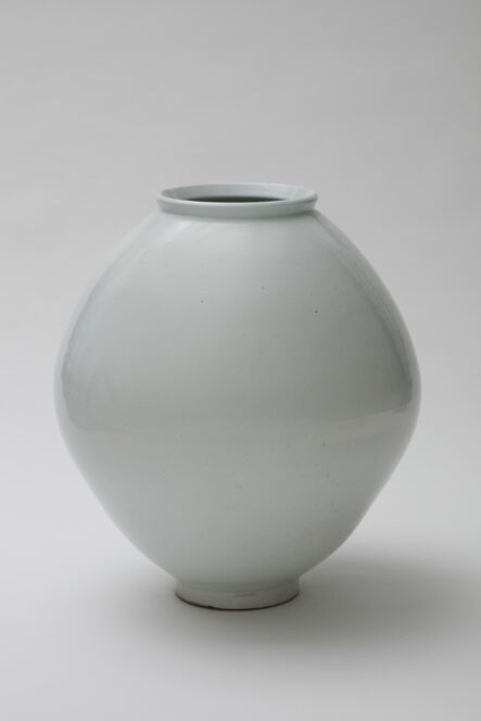 Yongsoon Lee, ‘Moon Jar’, 2020