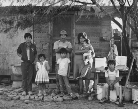 Jay Dusard, ‘Rodriguez Family, Las Milpas, Texas ’, 1985