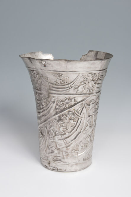 ‘Gobelet cérémoniel avec scène maritime (Ceremonial goblet with maritime scene)’, 1000-1450
