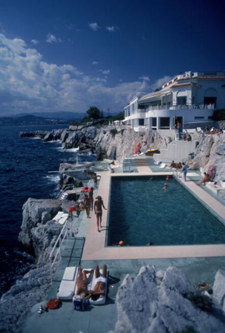 Slim Aarons, ‘Eden Roc Pool: Guests by the pool at the Hotel du Cap Eden-Roc, Antibes, France’, 1976