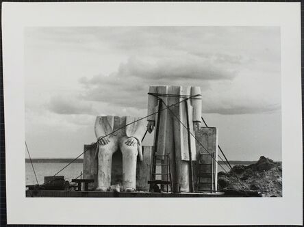 Sibylle Bergemann, ‘Das Denkmal, Gummlin, Usedom, Mai 1984’, 1988