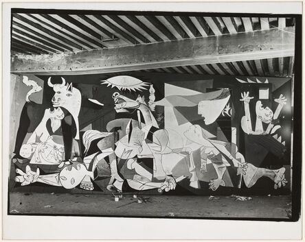 Dora Maar, ‘Huile sur toile "Guernica" en cours d'exécution, état VII, atelier des Grands-Augustins, Paris’, 1937