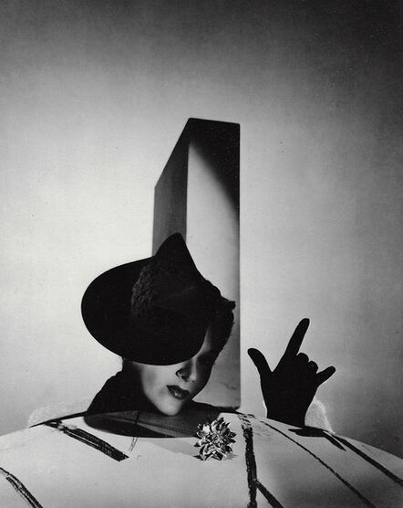 Horst P. Horst, ‘"I Love You", Lisa Fonssagrives with Hat by Balenciaga and Gloves by Boucheron, Paris’, 1938